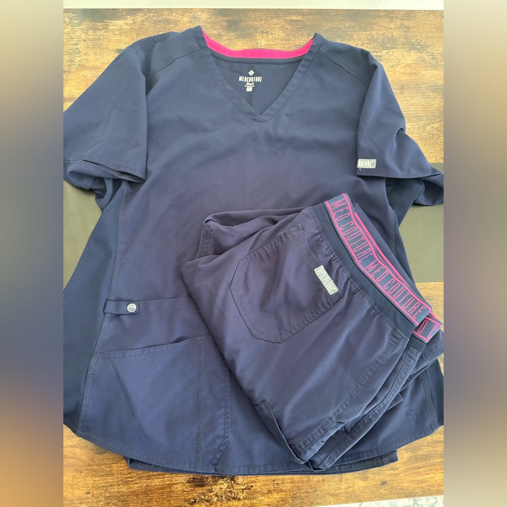 Med Couture Ally Yoga Waist Cargo Pant & Top XL, Navy